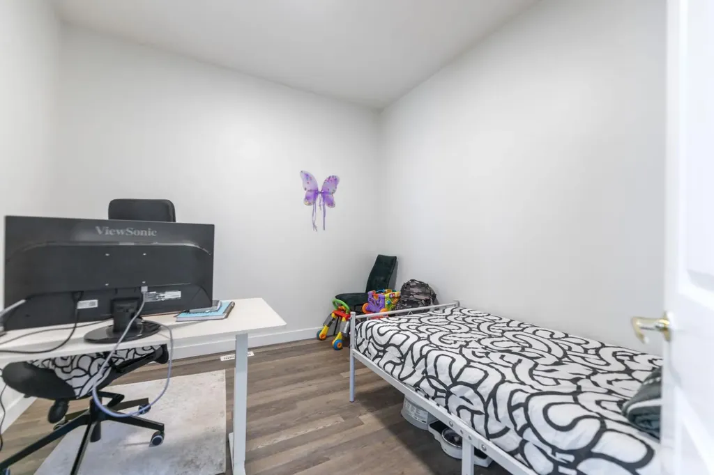 126 Bayview Street SW Airdrie AB T4B 3V1