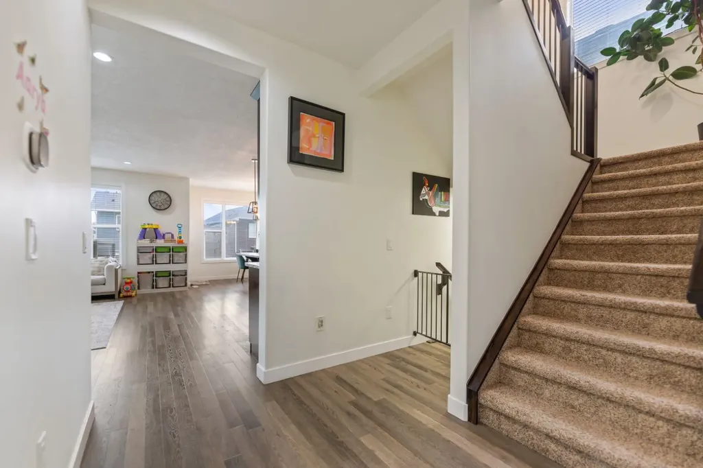 126 Bayview Street SW Airdrie AB T4B 3V1