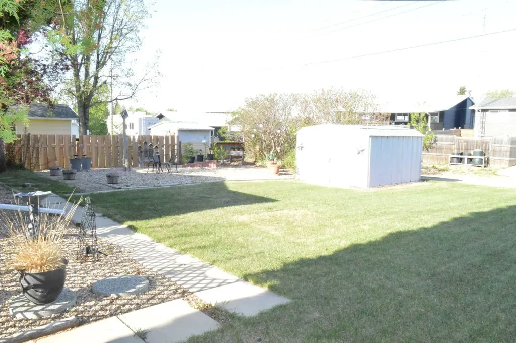 4926 58 Street Killam AB T0B2L0
