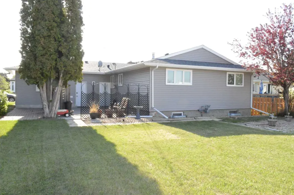 4926 58 Street Killam AB T0B2L0