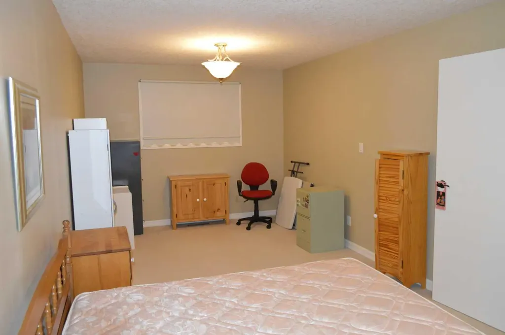 4926 58 Street Killam AB T0B2L0