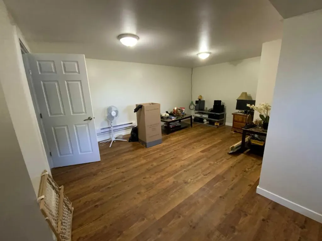 422 Arena Avenue Trochu AB T0M 2C0