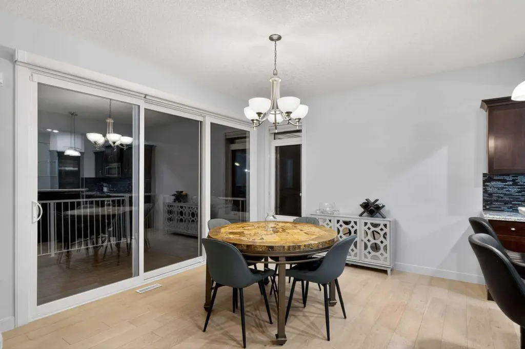 9 Westridge Way Okotoks AB T1S 0K1