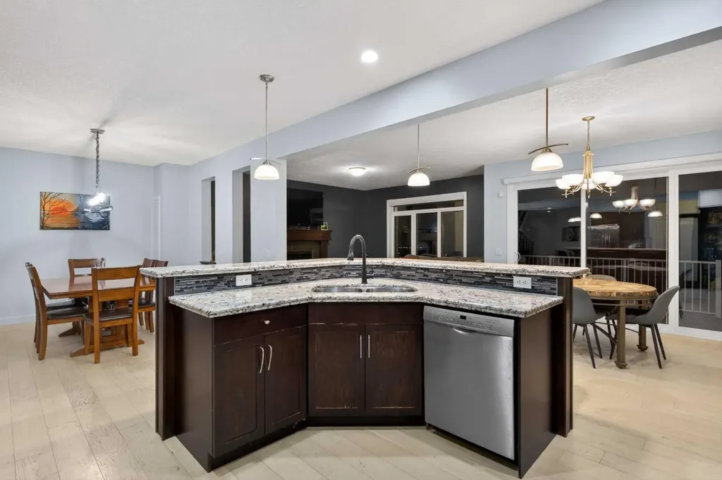 9 Westridge Way Okotoks AB T1S 0K1