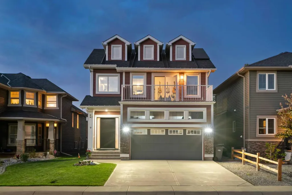9 Westridge Way Okotoks AB T1S 0K1