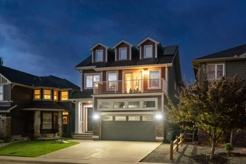 9 Westridge Way Okotoks AB T1S 0K1