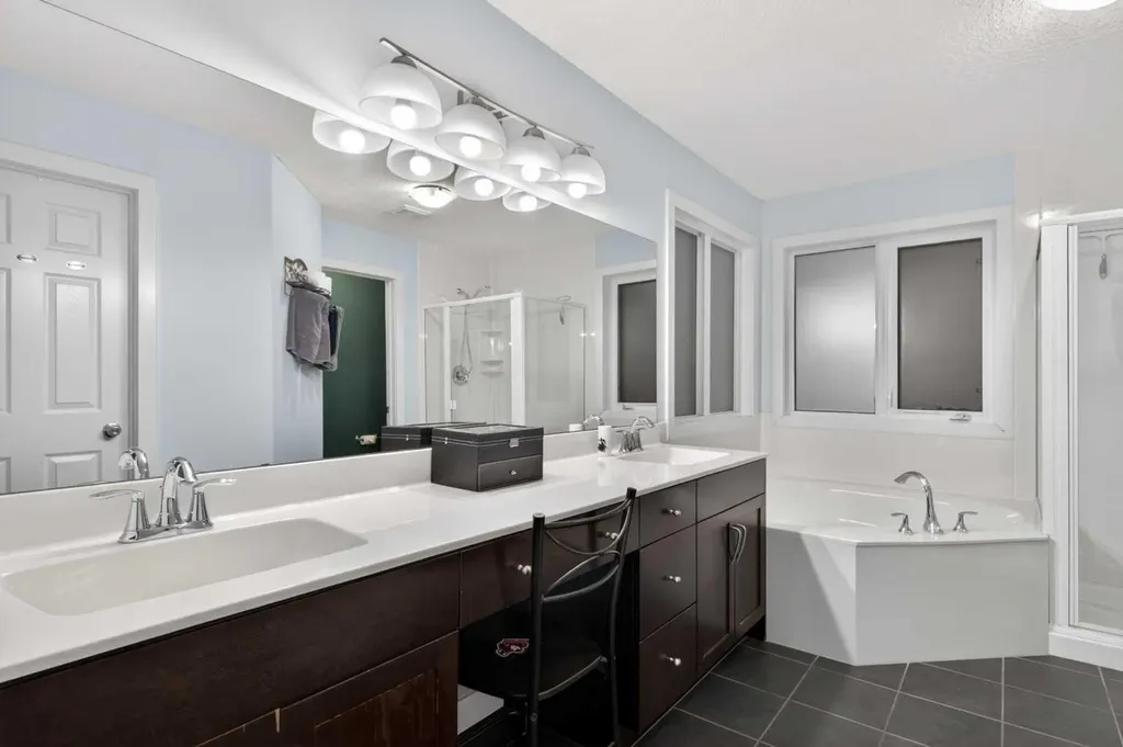 9 Westridge Way Okotoks AB T1S 0K1