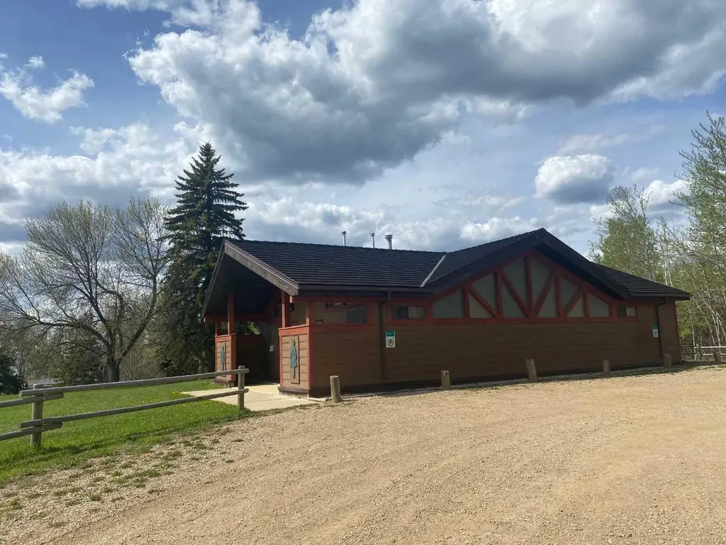 Lot 5 Bl 4 Rural Big Lakes County AB T0G1E0