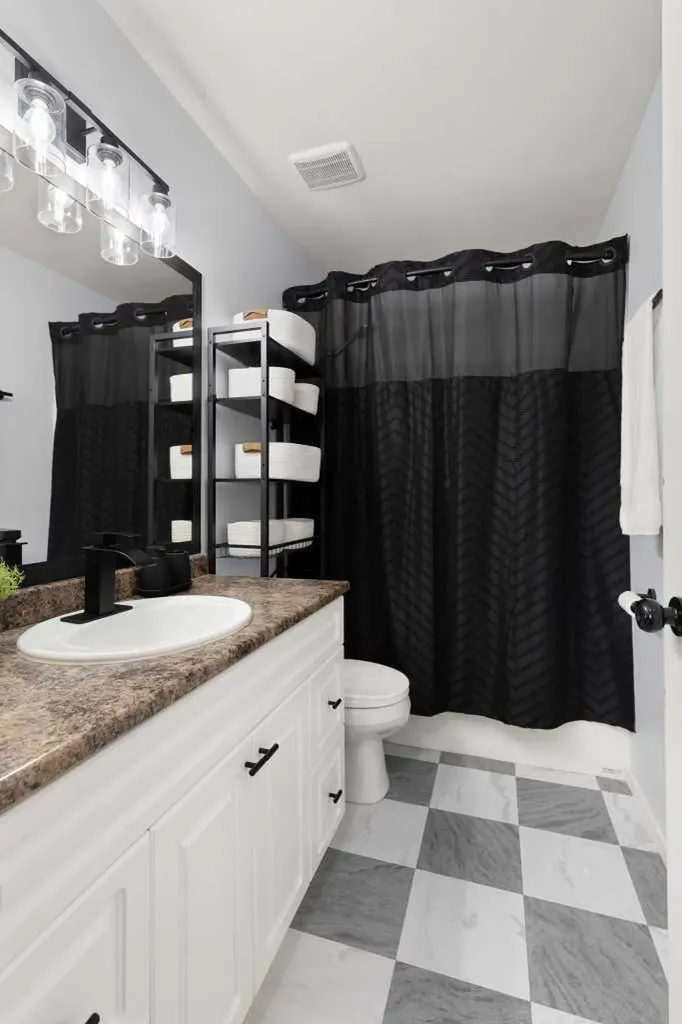 541E Allowance Avenue SE Medicine Hat AB T1A3E5
