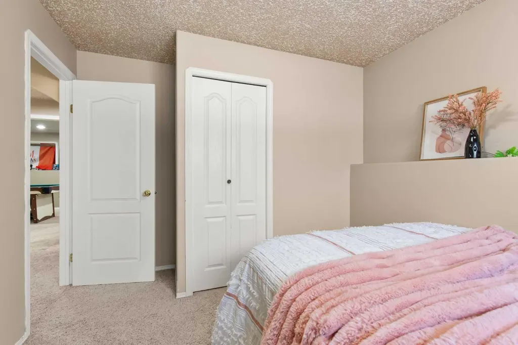 541E Allowance Avenue SE Medicine Hat AB T1A3E5