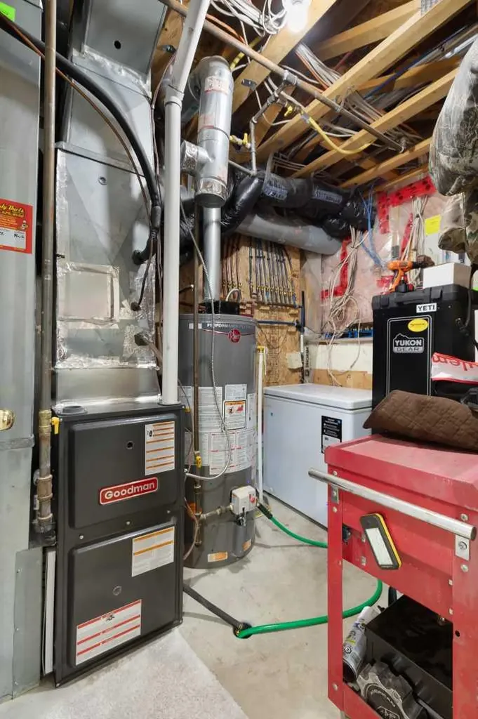 541E Allowance Avenue SE Medicine Hat AB T1A3E5