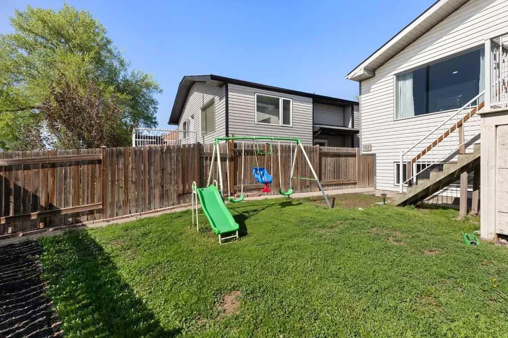 541E Allowance Avenue SE Medicine Hat AB T1A3E5