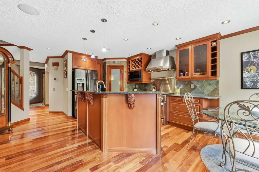 61 Millview Park SW Calgary AB T2Y 3Y3