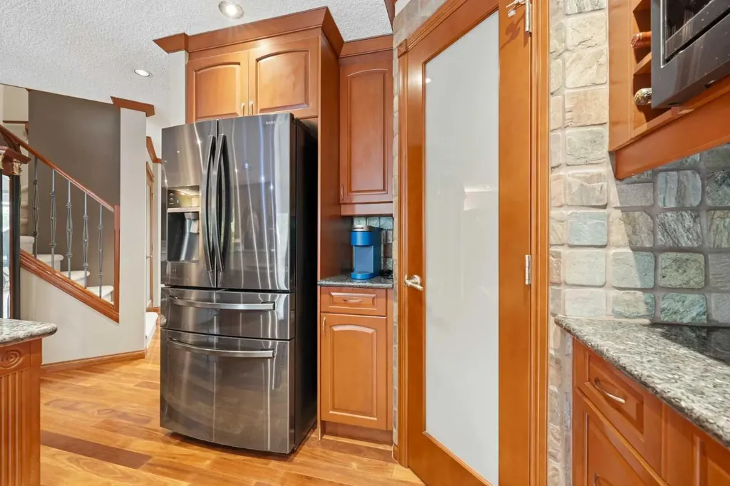 61 Millview Park SW Calgary AB T2Y 3Y3