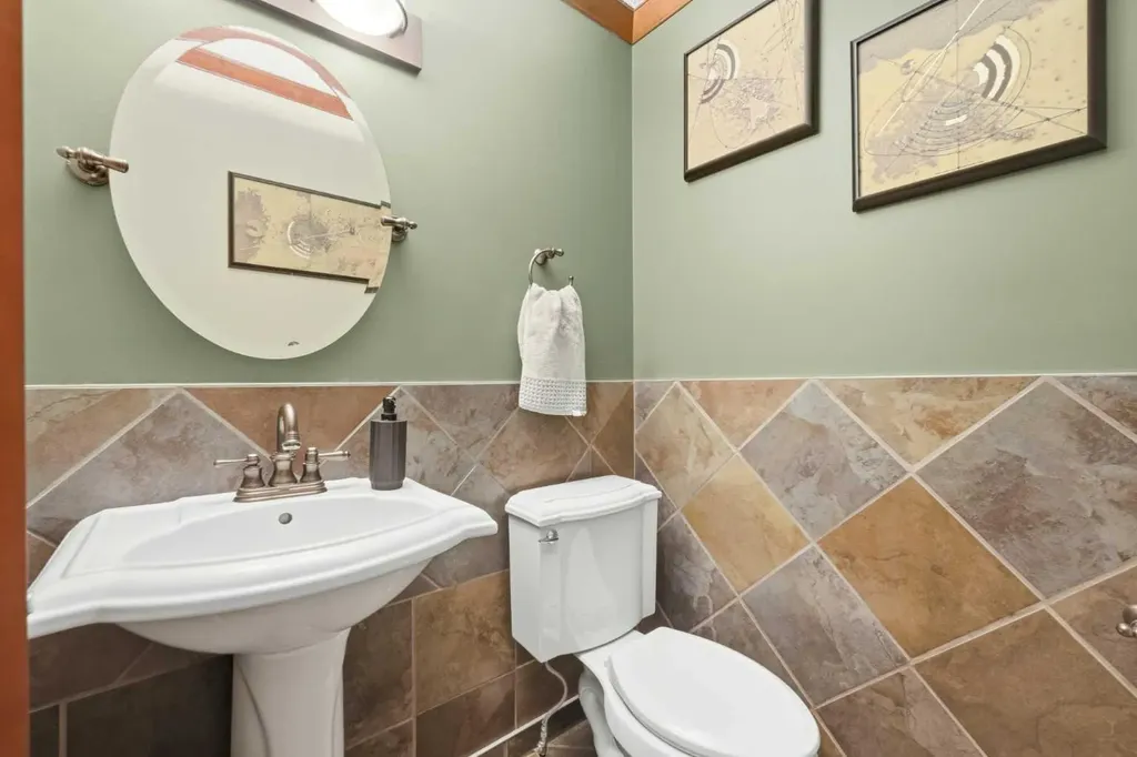 61 Millview Park SW Calgary AB T2Y 3Y3