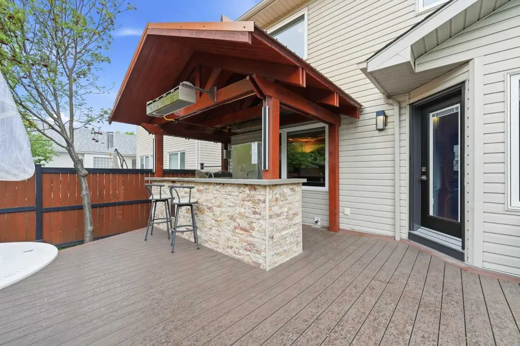 61 Millview Park SW Calgary AB T2Y 3Y3