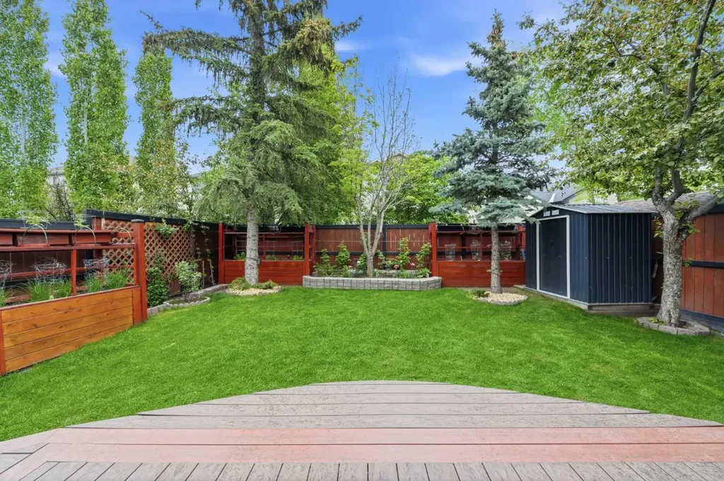 61 Millview Park SW Calgary AB T2Y 3Y3