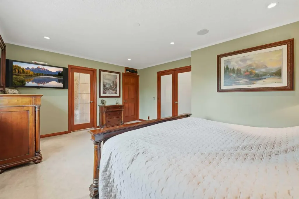 61 Millview Park SW Calgary AB T2Y 3Y3