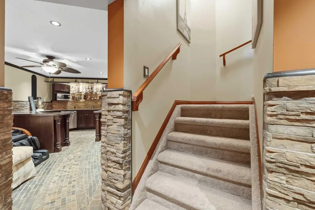 61 Millview Park SW Calgary AB T2Y 3Y3