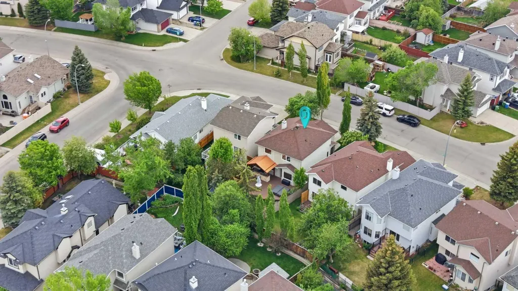 61 Millview Park SW Calgary AB T2Y 3Y3