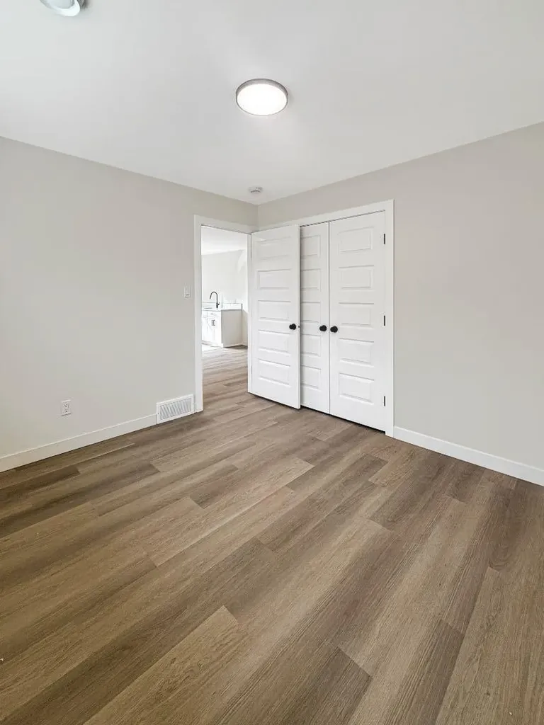220 Greenwood Road Coalhurst AB T0L 0V2