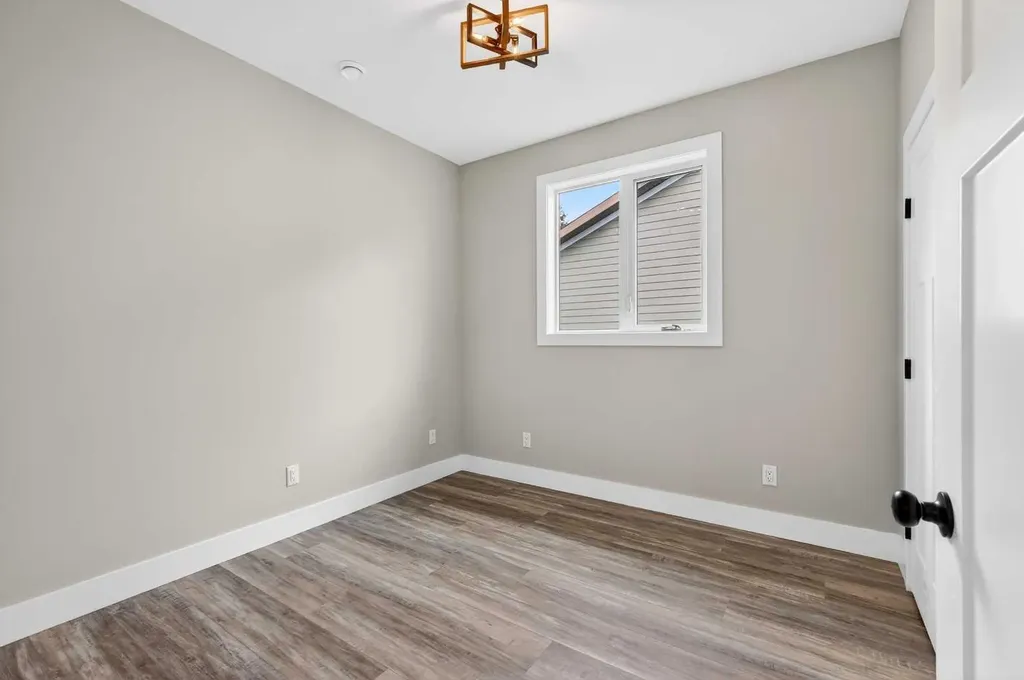 610 4 Avenue SW Sundre AB T0M1X0