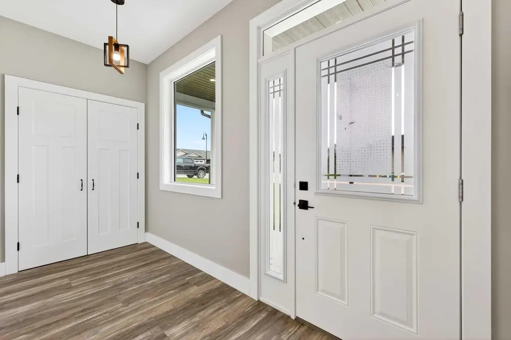 610 4 Avenue SW Sundre AB T0M1X0