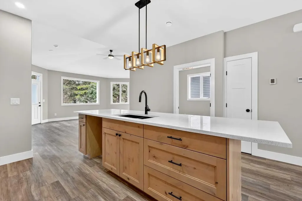 610 4 Avenue SW Sundre AB T0M1X0