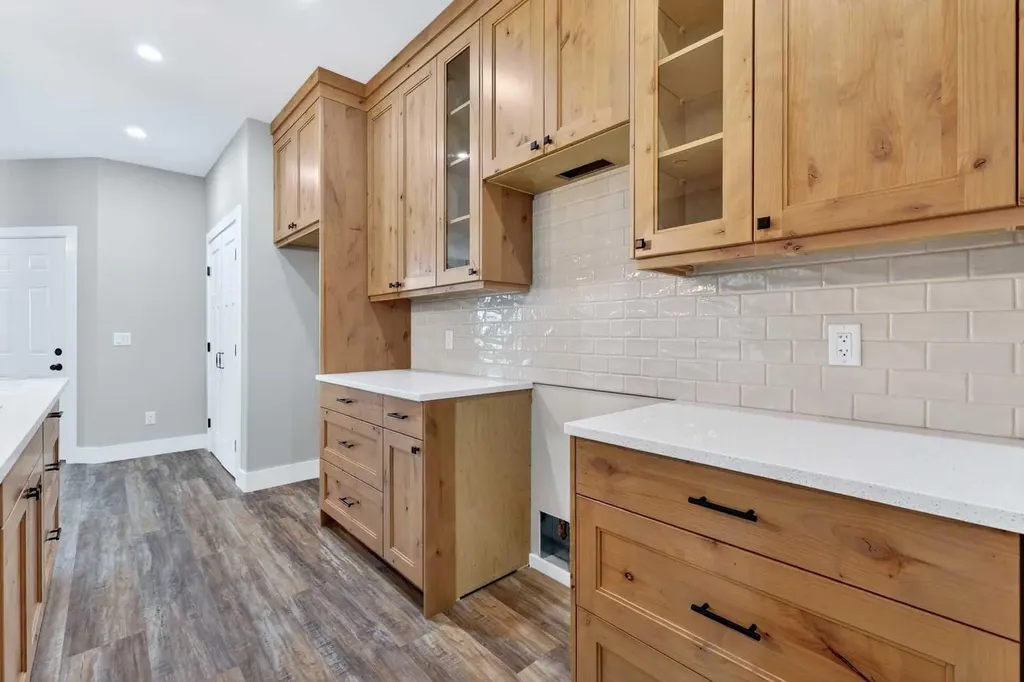 610 4 Avenue SW Sundre AB T0M1X0