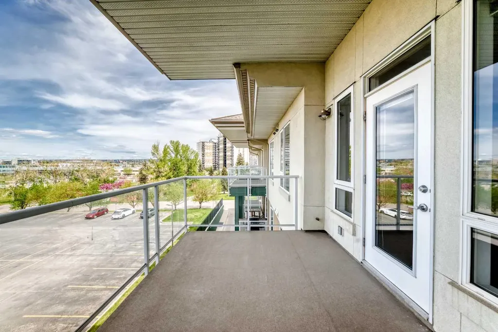 3111 34 Avenue NW Calgary AB T3R 1X8