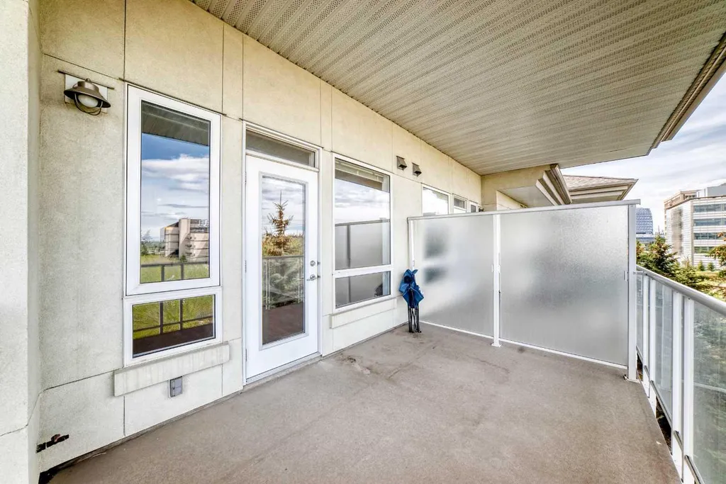 3111 34 Avenue NW Calgary AB T3R 1X8