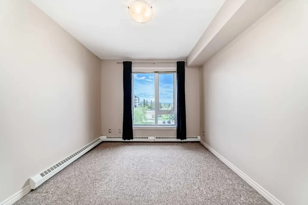 3111 34 Avenue NW Calgary AB T3R 1X8