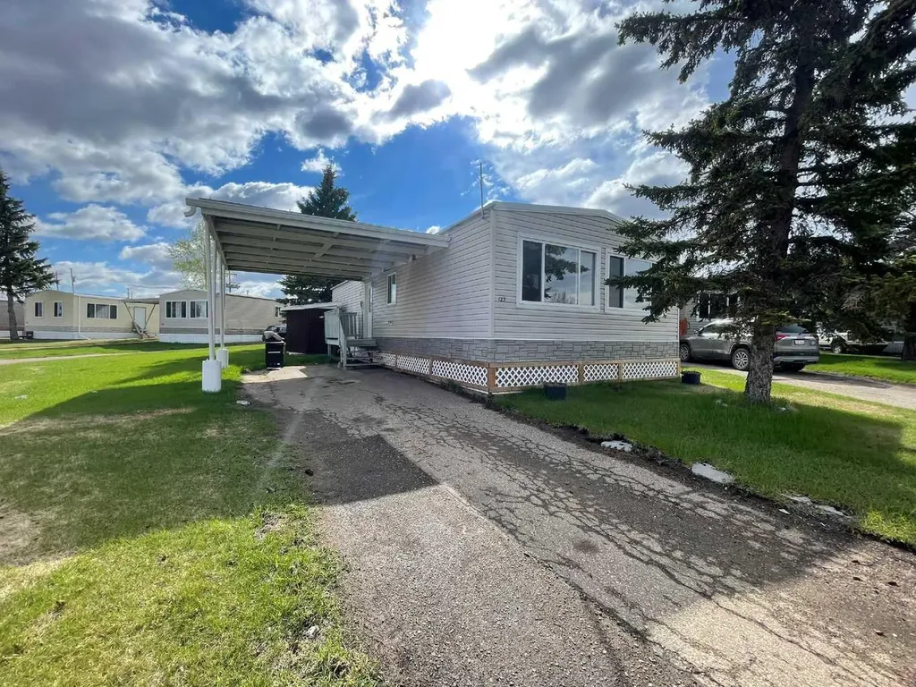 5308 57 Street Lloydminster AB T9V 2A3