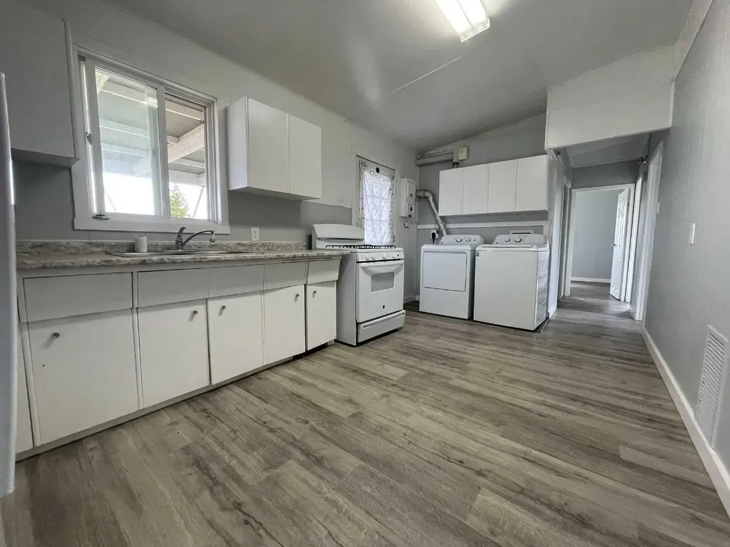 5308 57 Street Lloydminster AB T9V 2A3