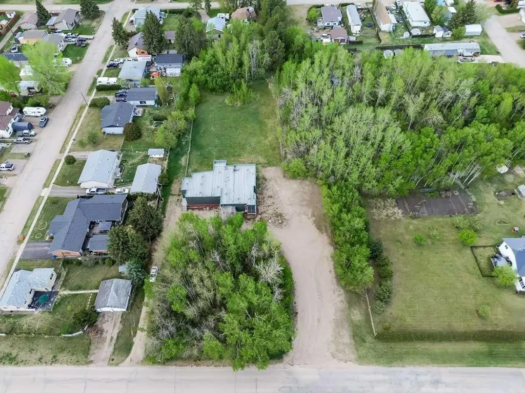 1810 25 Avenue Delburne AB T0M 0V0