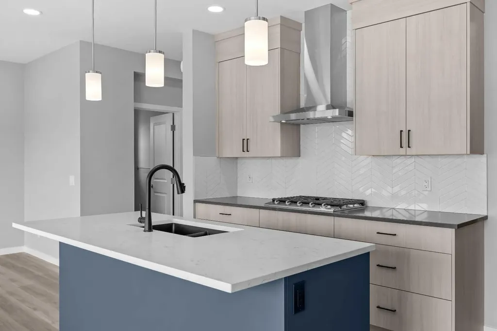 74 Lucas Place NW Calgary AB T3P 2E5