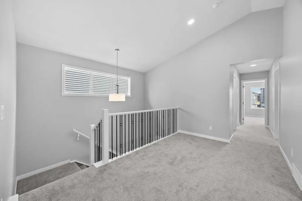 74 Lucas Place NW Calgary AB T3P 2E5