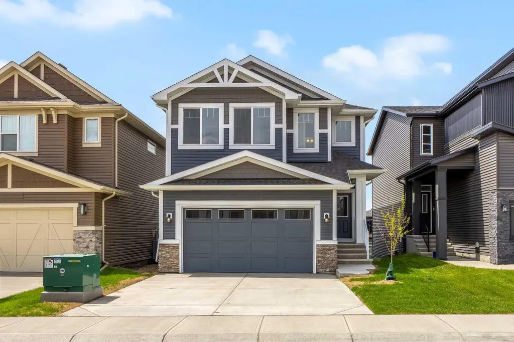 74 Lucas Place NW Calgary AB T3P 2E5