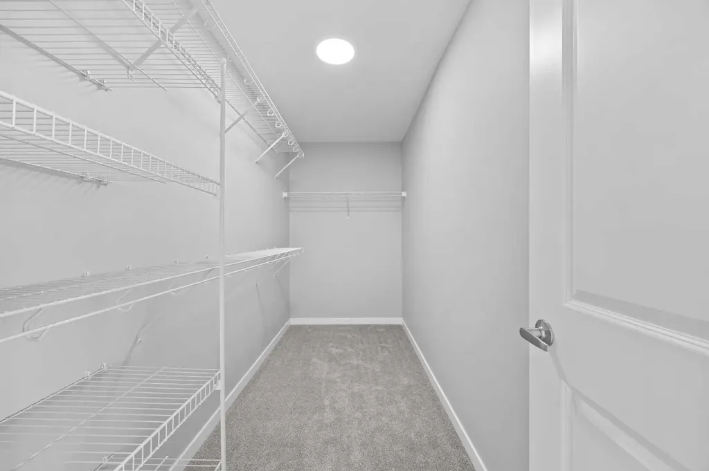 74 Lucas Place NW Calgary AB T3P 2E5