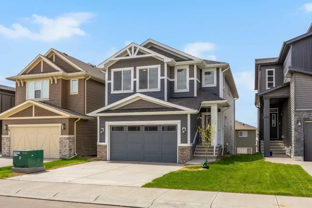 74 Lucas Place NW Calgary AB T3P 2E5