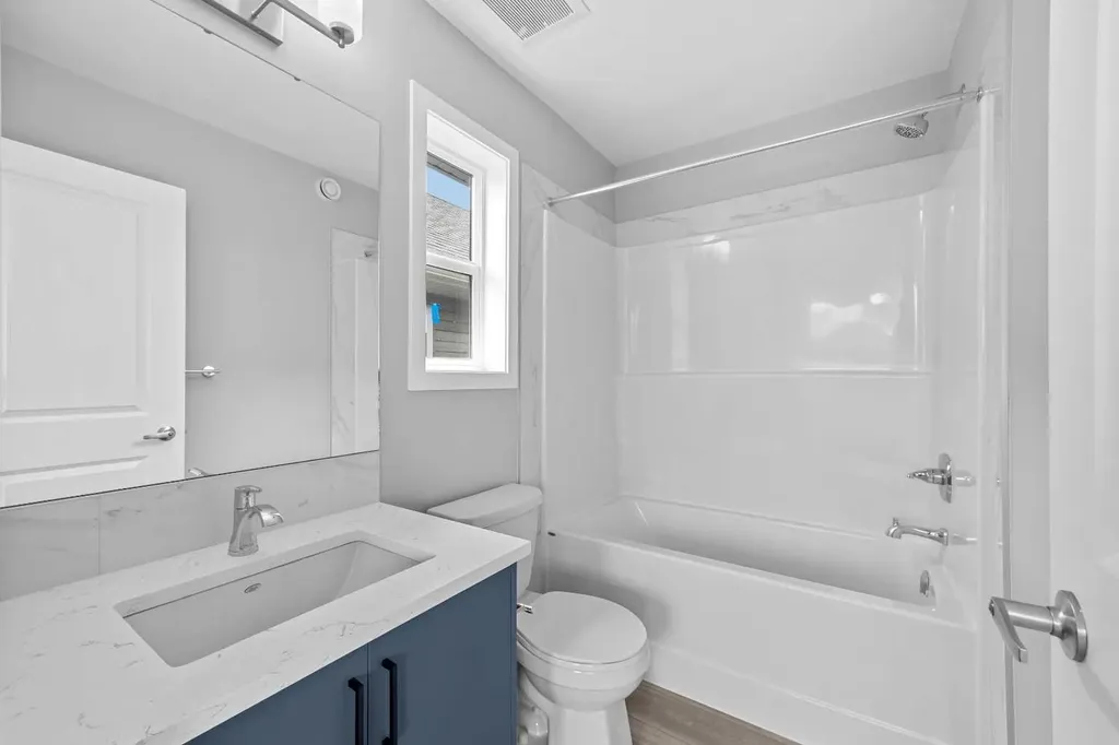 74 Lucas Place NW Calgary AB T3P 2E5
