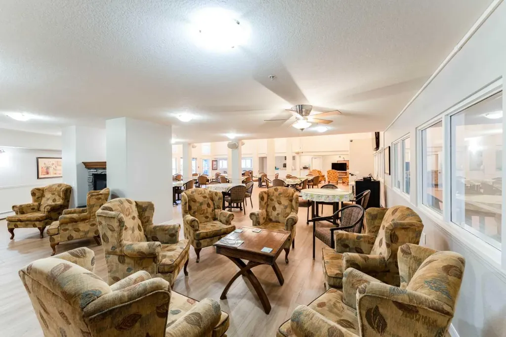 5000 Somervale Court SW Calgary AB T2Y 4M1