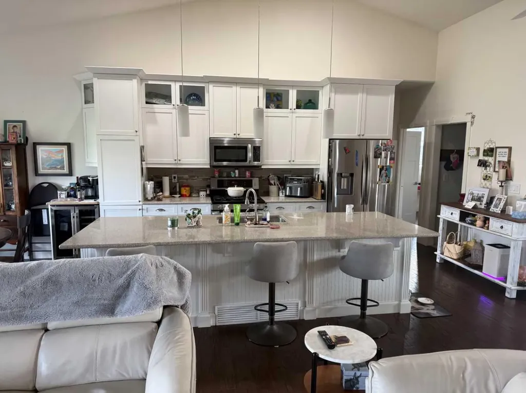82 Briegel Road Olds AB T4H 0C9