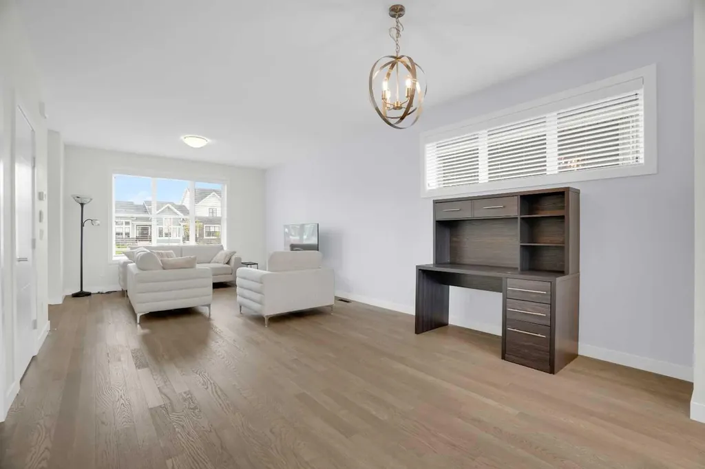 59 D'arcy Boulevard Okotoks AB T1S 5S6