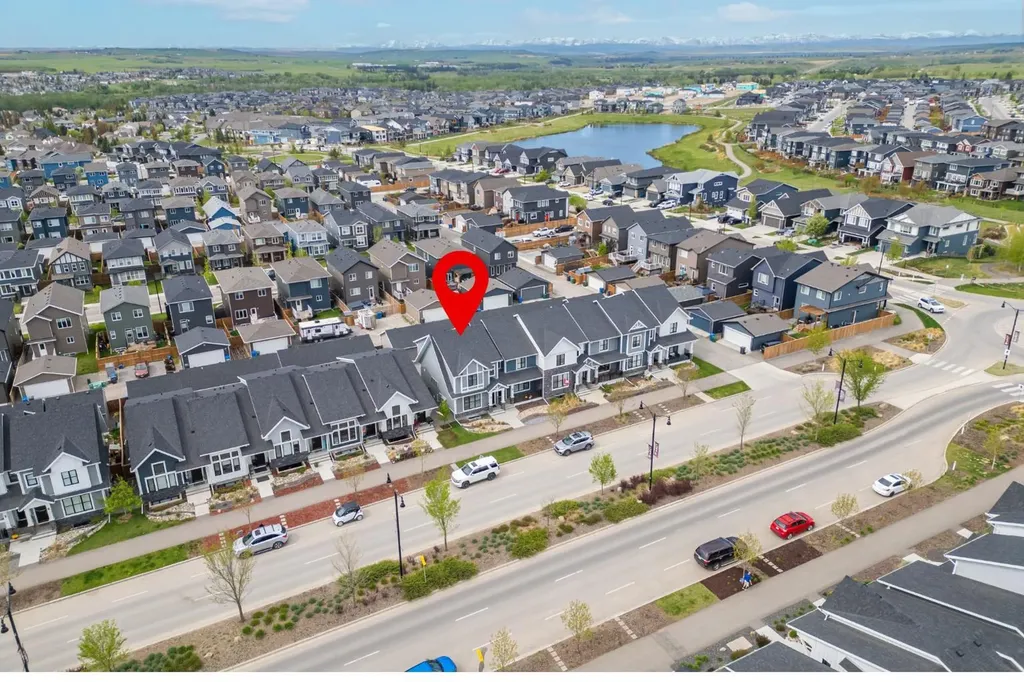59 D'arcy Boulevard Okotoks AB T1S 5S6