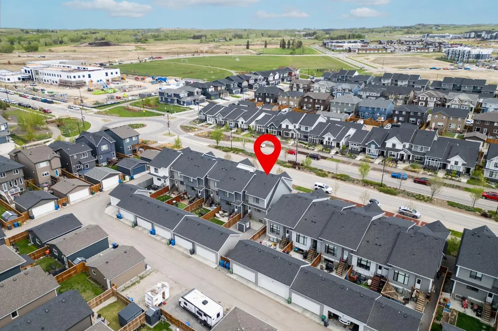 59 D'arcy Boulevard Okotoks AB T1S 5S6