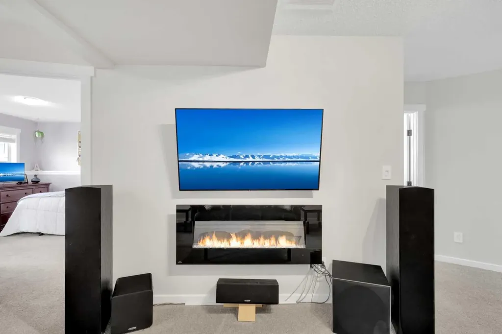 68 Ireland Crescent Red Deer AB T4R 3K8