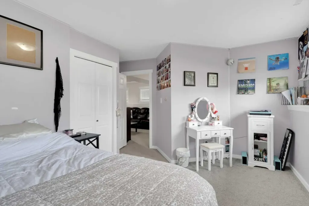 68 Ireland Crescent Red Deer AB T4R 3K8