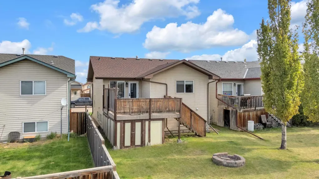 68 Ireland Crescent Red Deer AB T4R 3K8