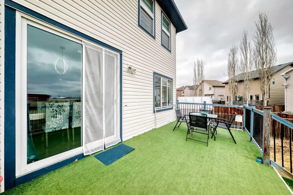 58 Bridleridge Green SW Calgary AB T2Y 0E4